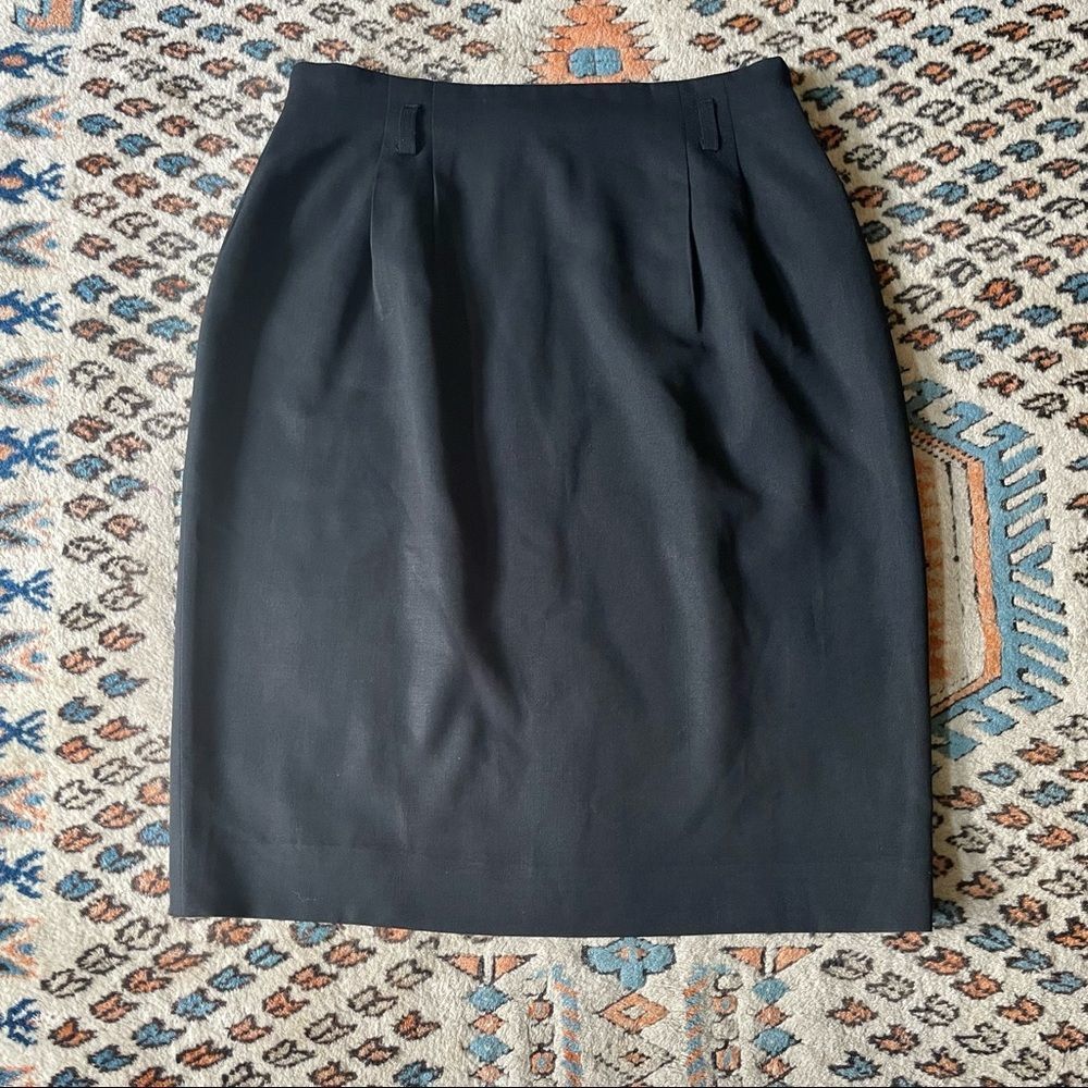 Austin Reed Vintage Black Worsted Wool Skirt W/ Pockets Made in USA